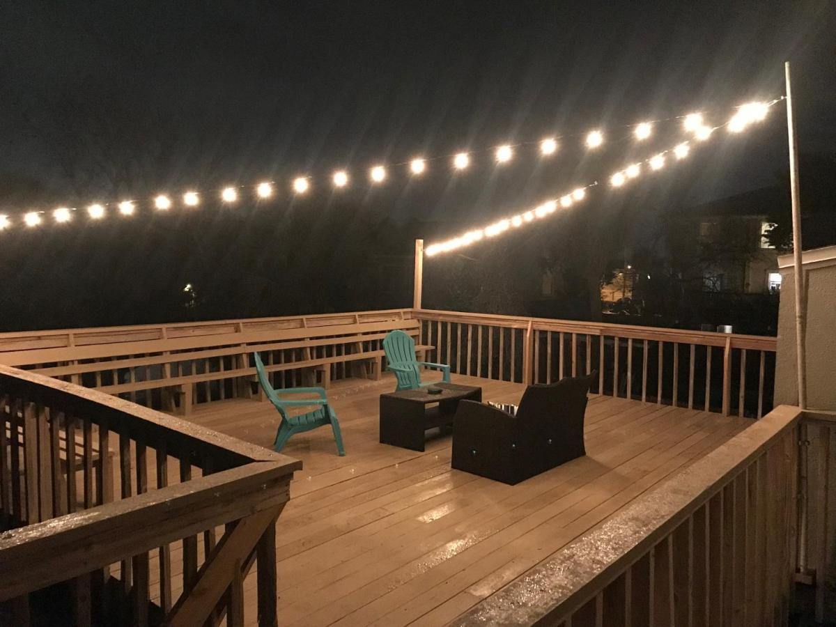 Seas The Day - 4 Blocks To The Beach, Restaurant, And Bar District - Great Deck And Outdoor Space!! Apartment
